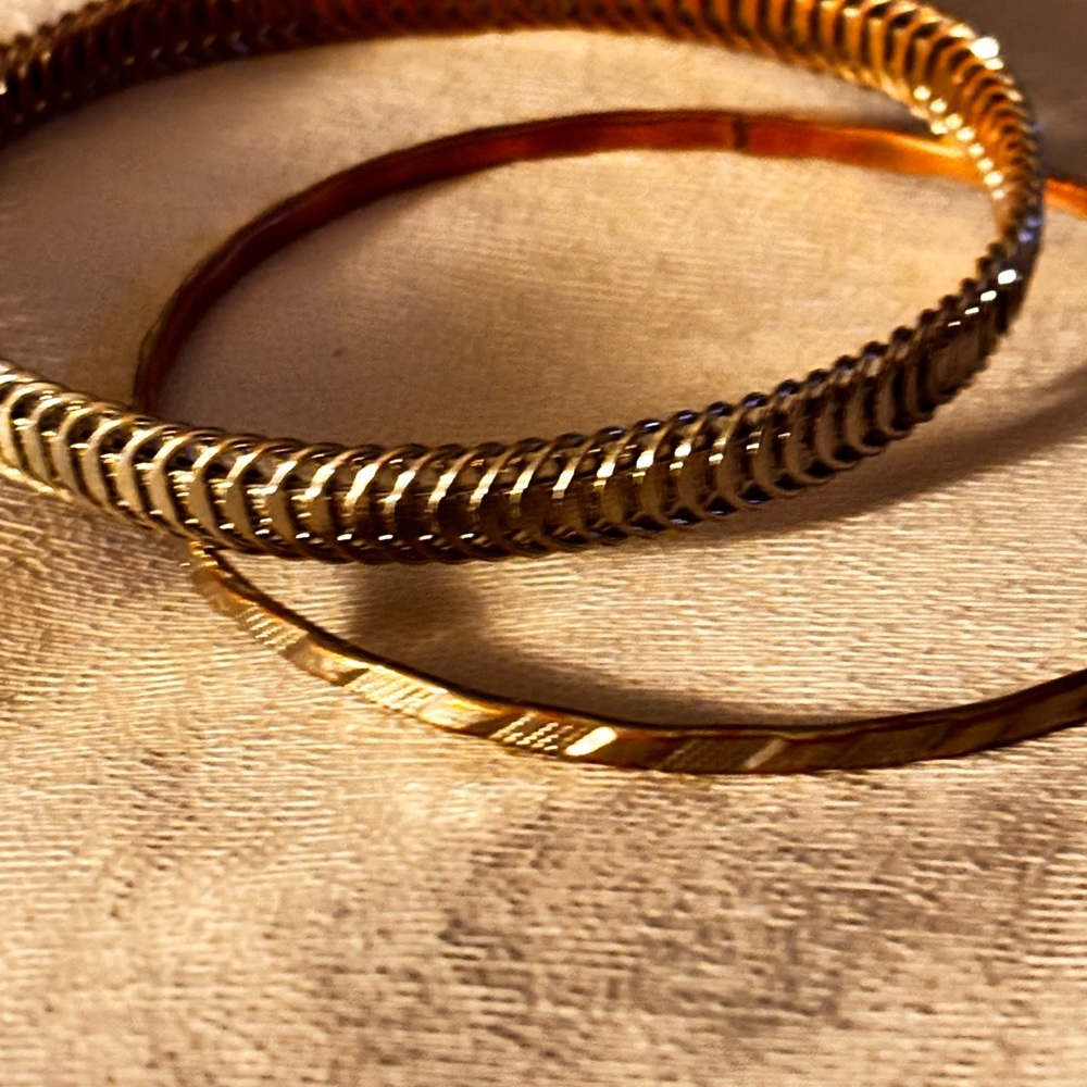 Elegant Gold-Tone Bangle Set